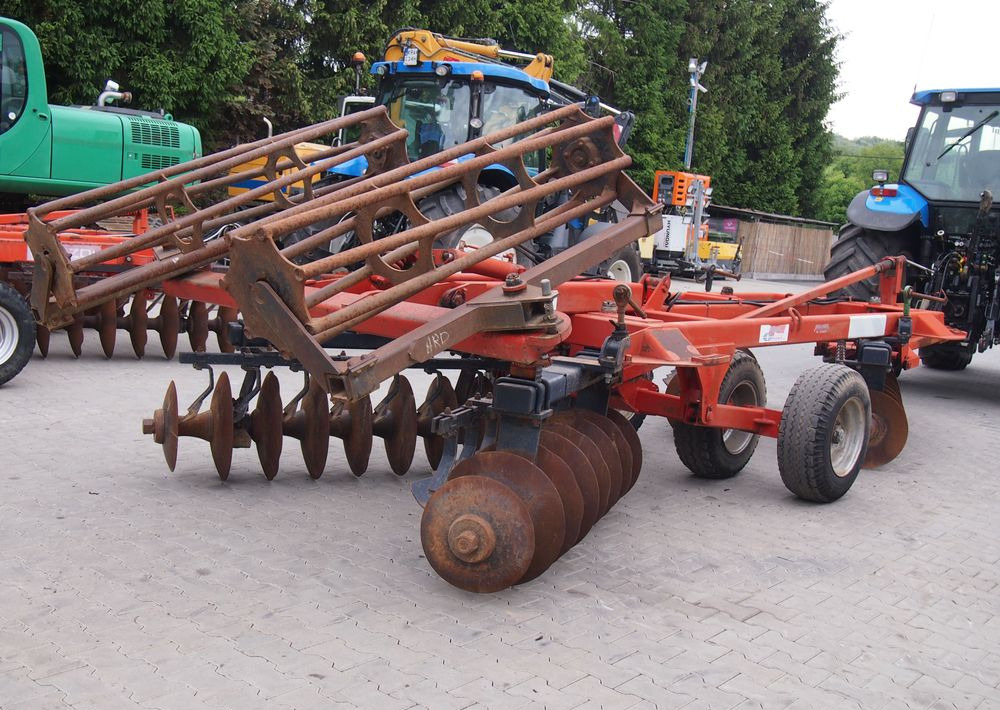 Brona talerzowa GREGOIRE-BESSON talerzówka 3,5m Brona talerzowa 3,5m z wałem - Disc harrow: picture 1 Brona talerzowa GREGOIRE-BESSON talerzówka 3,5m Brona talerzowa 3,5m z wałem - Disc harrow: picture 1