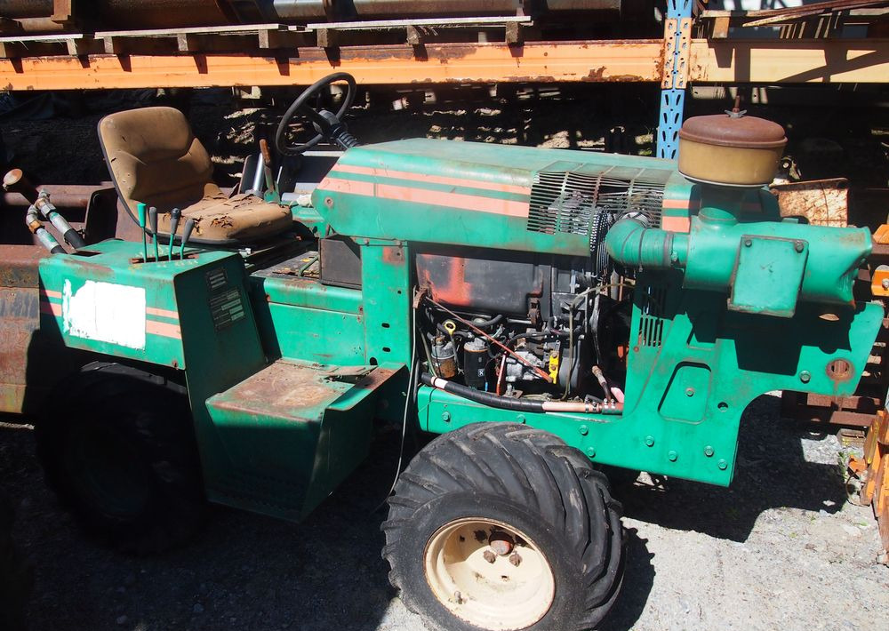 Ciągnik DITCH WITCH 3500DD 1991 DITCH WITCH 3500 DD - Trencher: picture 1 Ciągnik DITCH WITCH 3500DD 1991 DITCH WITCH 3500 DD - Trencher: picture 1