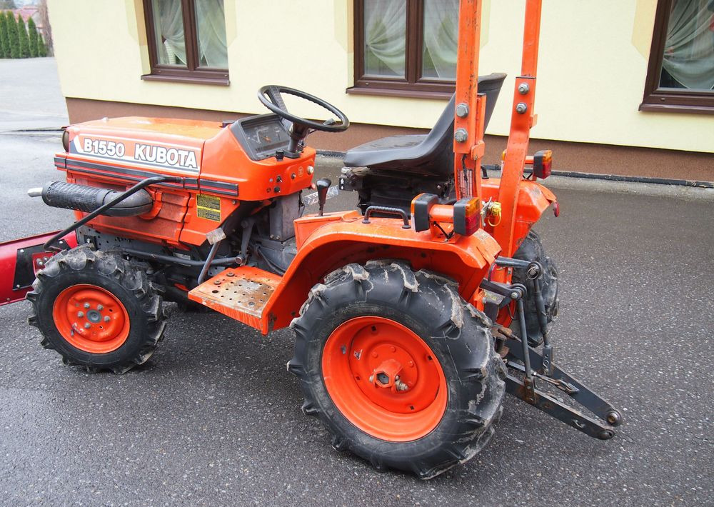 Ciągnik Kubota B1550 1994 traktorek KUBOTA 4x4 19KM - Farm tractor: picture 5 Ciągnik Kubota B1550 1994 traktorek KUBOTA 4x4 19KM - Farm tractor: picture 5