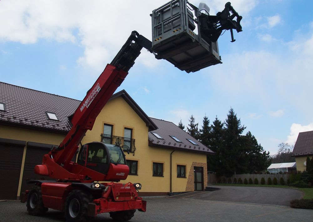 Ładowarka teleskopowa Manitou MRT 2150 Privilege MANITOU ważne UDT - Telescopic handler: picture 4 Ładowarka teleskopowa Manitou MRT 2150 Privilege MANITOU ważne UDT - Telescopic handler: picture 4