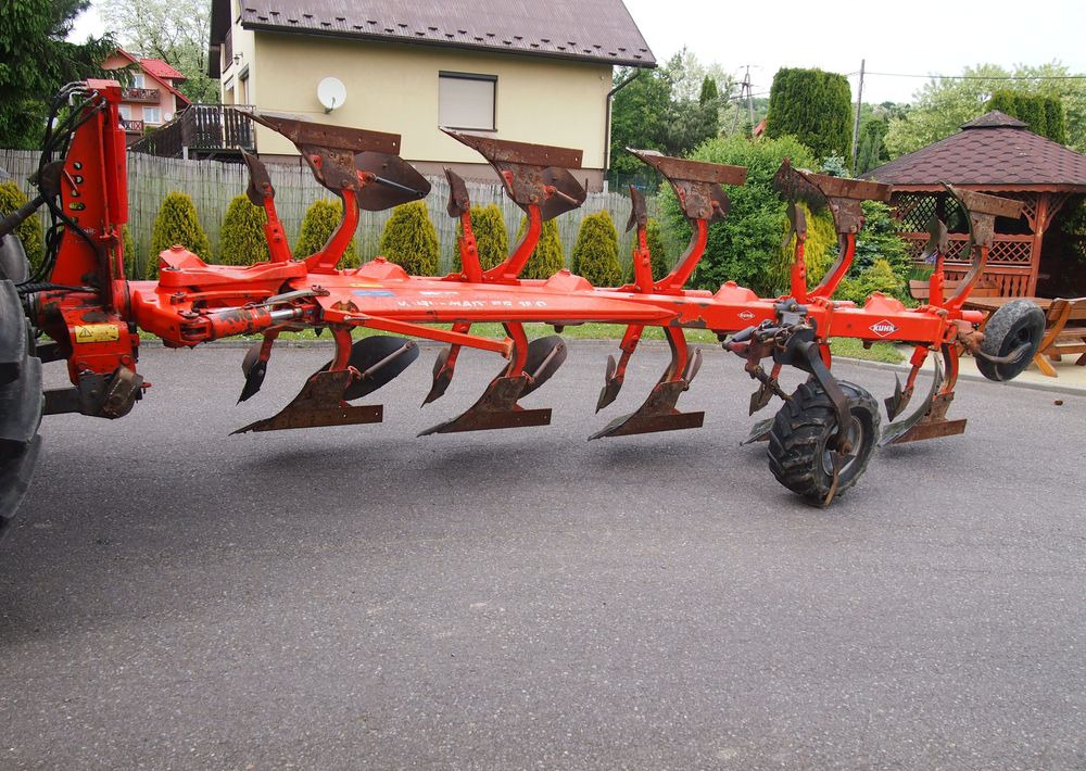 Pług obrotowy Kuhn Kuhn Vari-Master 150 4+1 Pług obracany Kuhn Vari-Master 150 4+1 - Plow: picture 2 Pług obrotowy Kuhn Kuhn Vari-Master 150 4+1 Pług obracany Kuhn Vari-Master 150 4+1 - Plow: picture 2