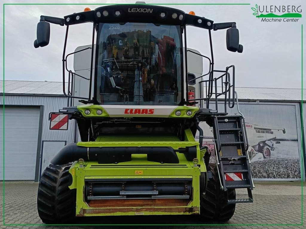 Claas Lexion 8800 TT - Combine harvester: picture 5 Claas Lexion 8800 TT - Combine harvester: picture 5