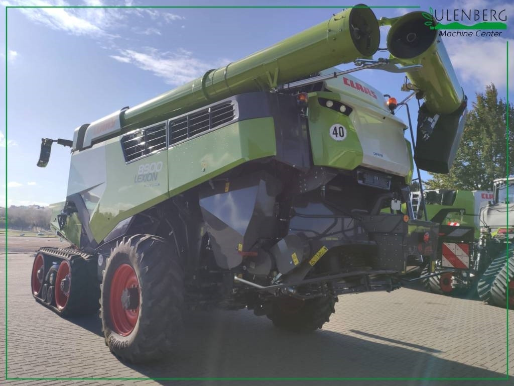 Leasing of Claas Lexion 8900 TT  Claas Lexion 8900 TT: picture 11