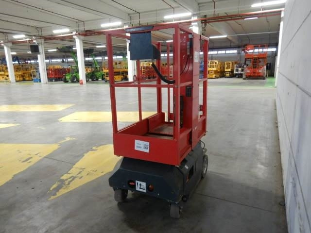 Bravi Lui Mini HD - Vertical mast lift: picture 3 Bravi Lui Mini HD - Vertical mast lift: picture 3