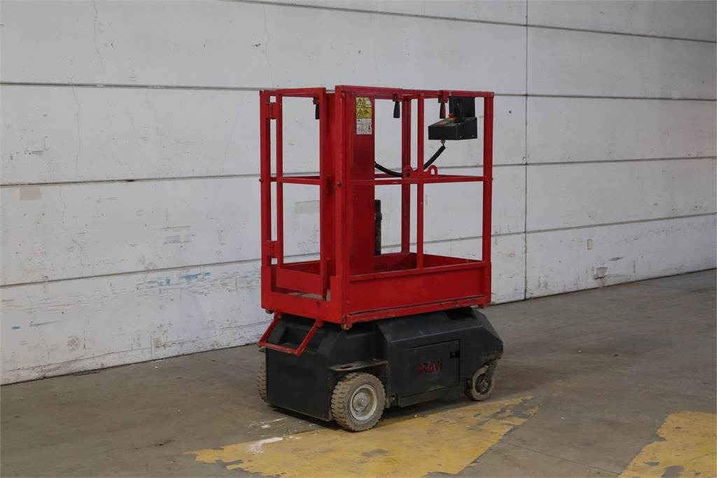 Bravi Lui Mini HD - Vertical mast lift: picture 3 Bravi Lui Mini HD - Vertical mast lift: picture 3