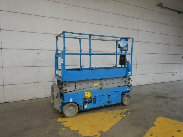 Genie GS2032 - Scissor lift: picture 3 Genie GS2032 - Scissor lift: picture 3