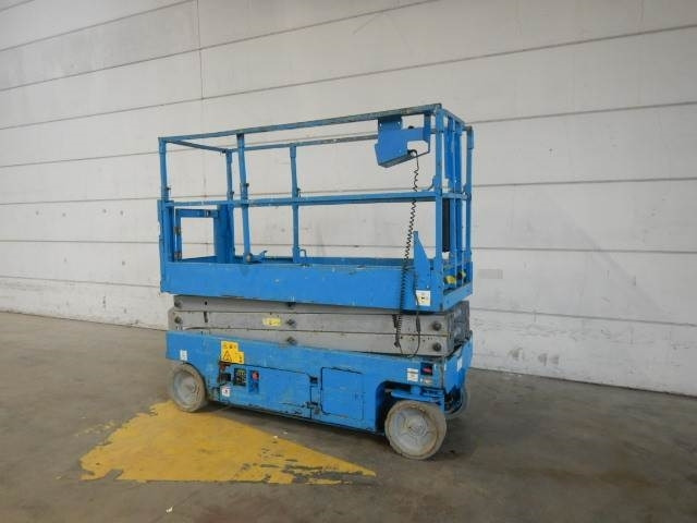 Genie GS2032 - Scissor lift: picture 2 Genie GS2032 - Scissor lift: picture 2