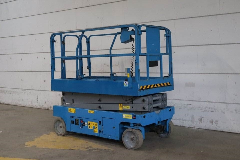 Genie GS2046 - Scissor lift: picture 2 Genie GS2046 - Scissor lift: picture 2