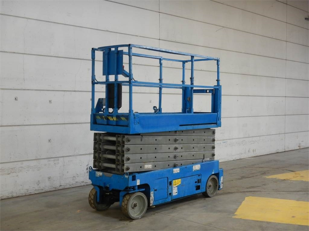 Genie GS3232 - Scissor lift: picture 2 Genie GS3232 - Scissor lift: picture 2