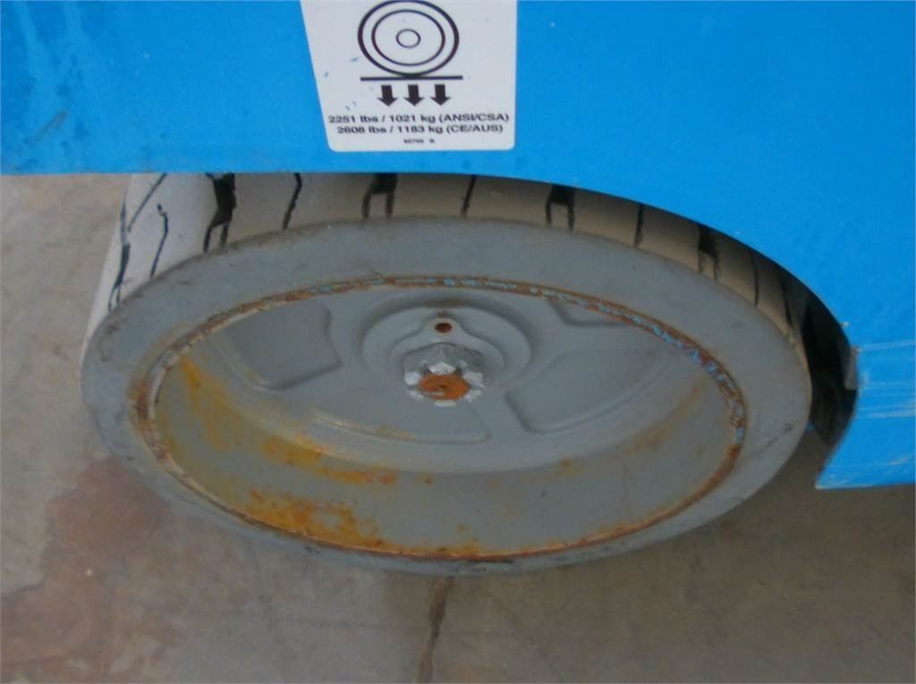 Scissor lift Genie GS3246: picture 14