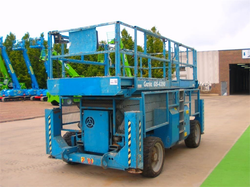 Genie GS4390RT - Scissor lift: picture 4 Genie GS4390RT - Scissor lift: picture 4