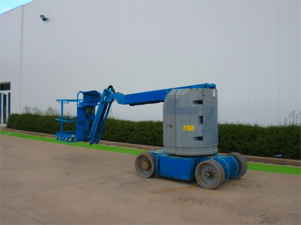 Genie Z30-20N - Articulated boom: picture 3 Genie Z30-20N - Articulated boom: picture 3