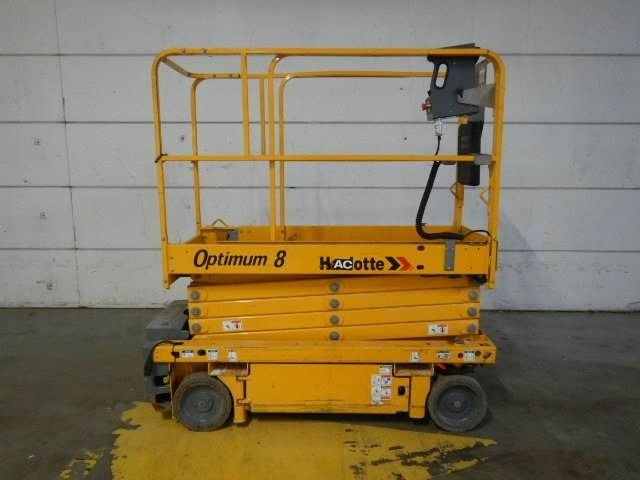 Haulotte Optimum 8 -new batteries - Scissor lift: picture 1 Haulotte Optimum 8 -new batteries - Scissor lift: picture 1