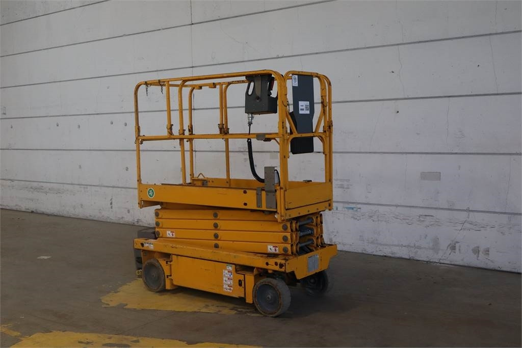 Haulotte Optimum 8AC - Scissor lift: picture 2 Haulotte Optimum 8AC - Scissor lift: picture 2