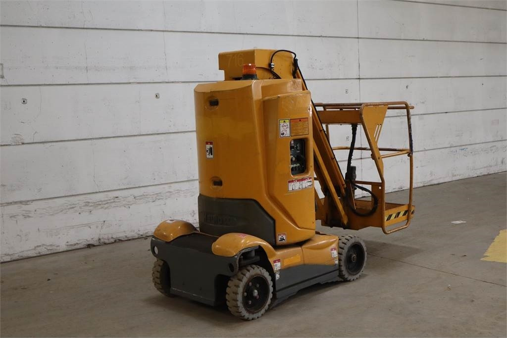 Haulotte STAR 10 - Vertical mast lift: picture 4 Haulotte STAR 10 - Vertical mast lift: picture 4