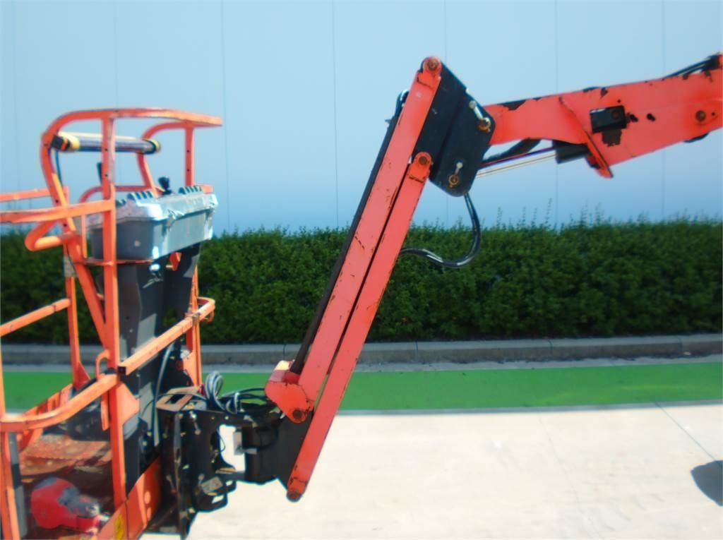 Articulated boom JLG 450AJ: picture 7