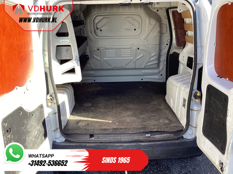 Fiat Fiorino 1.3 MJ 75 pk EXPORT APK 09-2026/ Airco/ Trekhaak/ Lichtbalk/ PDC - Small van: picture 5 Fiat Fiorino 1.3 MJ 75 pk EXPORT APK 09-2026/ Airco/ Trekhaak/ Lichtbalk/ PDC - Small van: picture 5