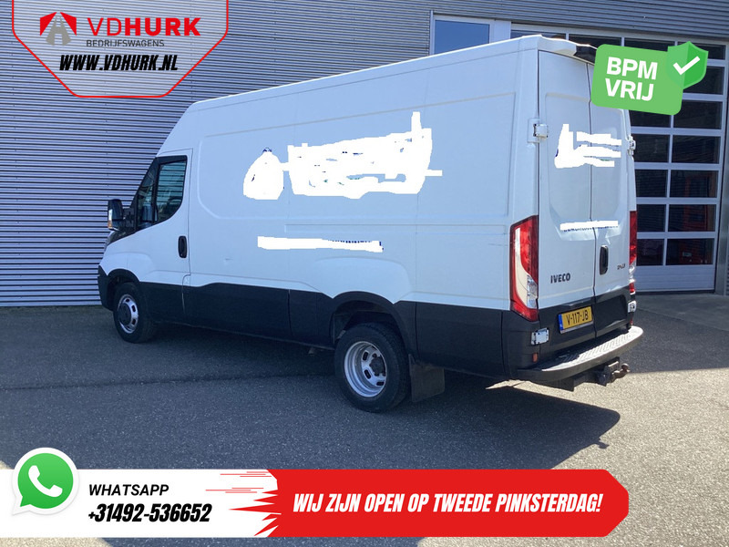 Iveco Daily 35C13V 2.3 L2H2 EXPORT ONLY Dubbel lucht/ 3.5t Trekverm./ Airco/ 3 Persoons/ Gev. Stoel/ Trekhaak - Panel van: picture 2 Iveco Daily 35C13V 2.3 L2H2 EXPORT ONLY Dubbel lucht/ 3.5t Trekverm./ Airco/ 3 Persoons/ Gev. Stoel/ Trekhaak - Panel van: picture 2