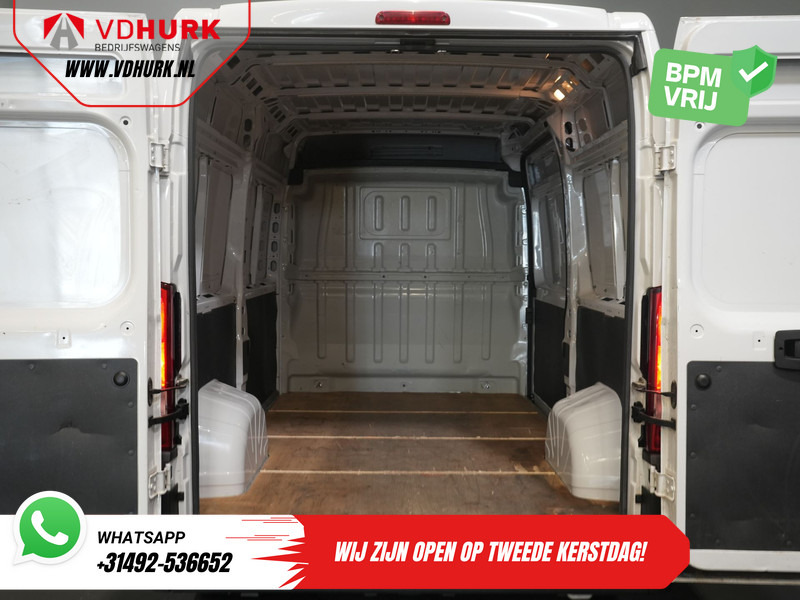 Small van Peugeot Boxer 2.2 HDi 120 pk L2H2 BPM VRIJ! (DEMO) 2.5t Trekverm./ Navi/ PDC/ Cruise/ Airco: picture 15