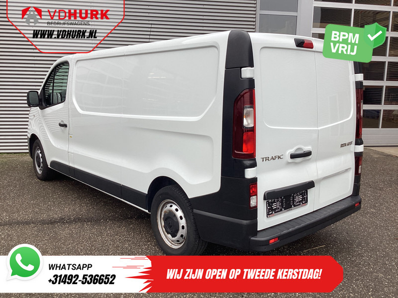 Renault Trafic 2.0 dCi 145pk L2 BPM VRIJ! 3 Pers./ Carplay/ Camera/ PDC/ Cruise/ Airco - Panel van: picture 2 Renault Trafic 2.0 dCi 145pk L2 BPM VRIJ! 3 Pers./ Carplay/ Camera/ PDC/ Cruise/ Airco - Panel van: picture 2