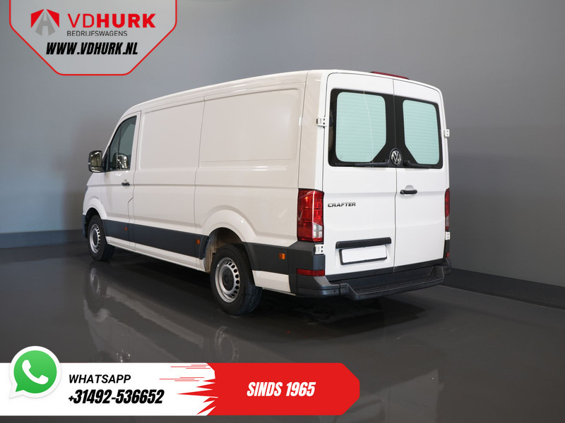 Volkswagen Crafter 2.0 TDI 140 pk DSG Aut. L3H2 BPM VRIJ! CarPlay/ Navi/ Airco/ PDC V+A - Small van: picture 2 Volkswagen Crafter 2.0 TDI 140 pk DSG Aut. L3H2 BPM VRIJ! CarPlay/ Navi/ Airco/ PDC V+A - Small van: picture 2