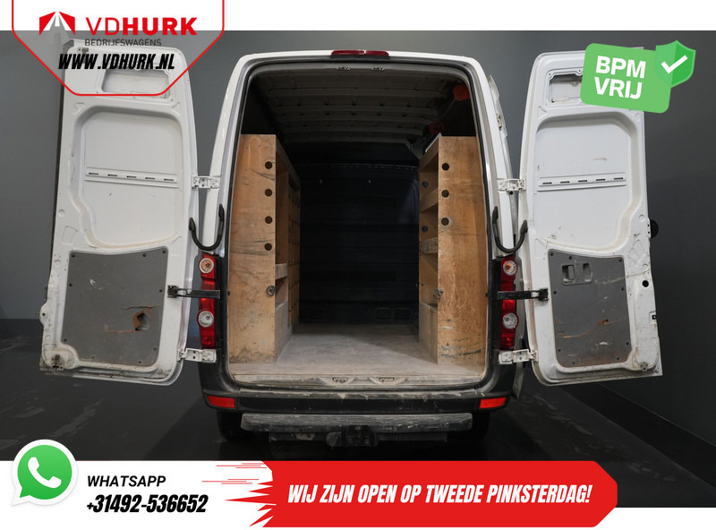 Volkswagen Crafter 2.0 TDI L2H2 EXPORT ONLY Riem V.V/ Cruise/ Airco/ Trekhaak/ APK 12-2025 - Small van: picture 5 Volkswagen Crafter 2.0 TDI L2H2 EXPORT ONLY Riem V.V/ Cruise/ Airco/ Trekhaak/ APK 12-2025 - Small van: picture 5