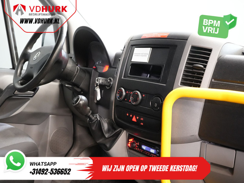 Volkswagen Crafter 35 2.0 TDI L2H2 EXPORT Combi/ 9 Persoons/ Kombi/ 9P/ Sidebar/ Rearbar/ Cruise/ Airco/ Rolstoellift - Minibus, Passenger van: picture 3 Volkswagen Crafter 35 2.0 TDI L2H2 EXPORT Combi/ 9 Persoons/ Kombi/ 9P/ Sidebar/ Rearbar/ Cruise/ Airco/ Rolstoellift - Minibus, Passenger van: picture 3