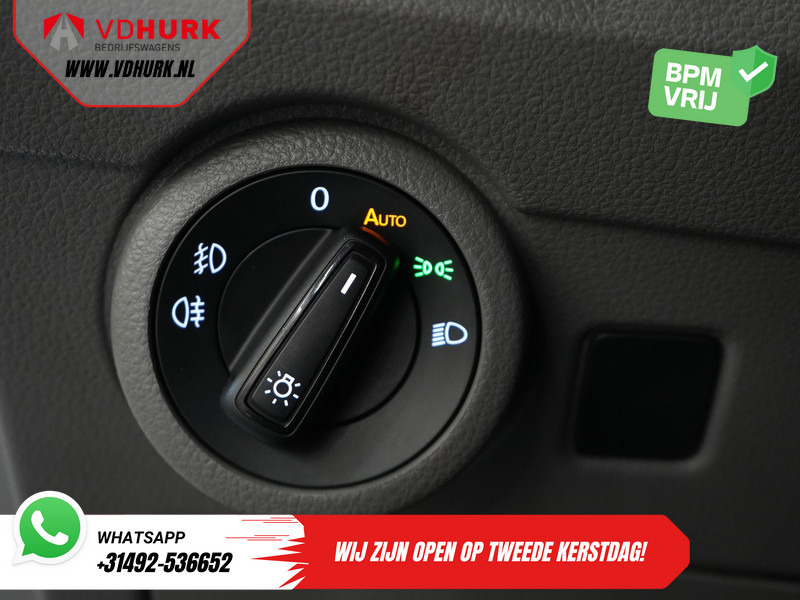 Small van Volkswagen Transporter 2.0 TDI 150 pk DSG Aut. L2 BPM VRIJ! Adapt.Cruise/ LED/ 2x Schuifdeur/ Carplay/ Stoelverw./ Airco/ Navi/ PDC/ 17"LMV/ Trekhaak: picture 18