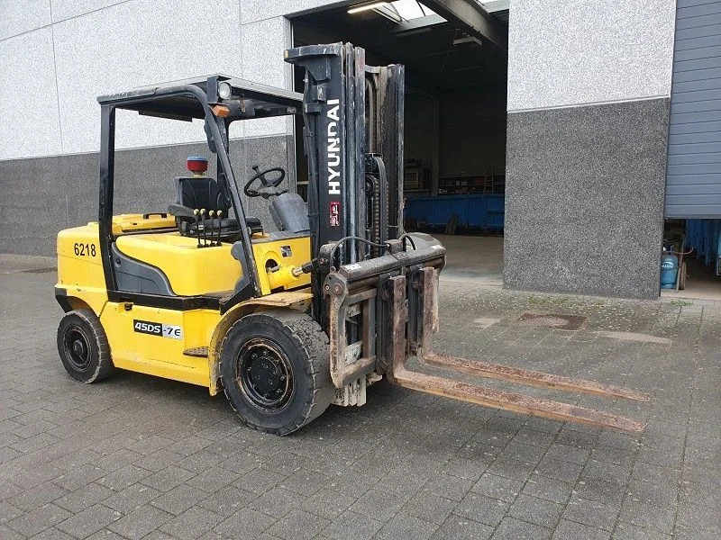 Hyundai 45DS.7E 7 ton 45DS.7E - Forklift: picture 4 Hyundai 45DS.7E 7 ton 45DS.7E - Forklift: picture 4