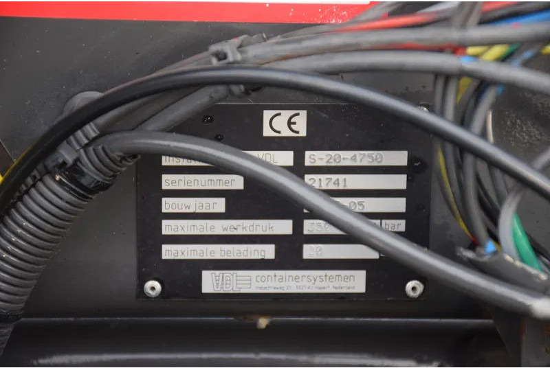 Hook lift truck Iveco Trakker AD260T36: picture 5