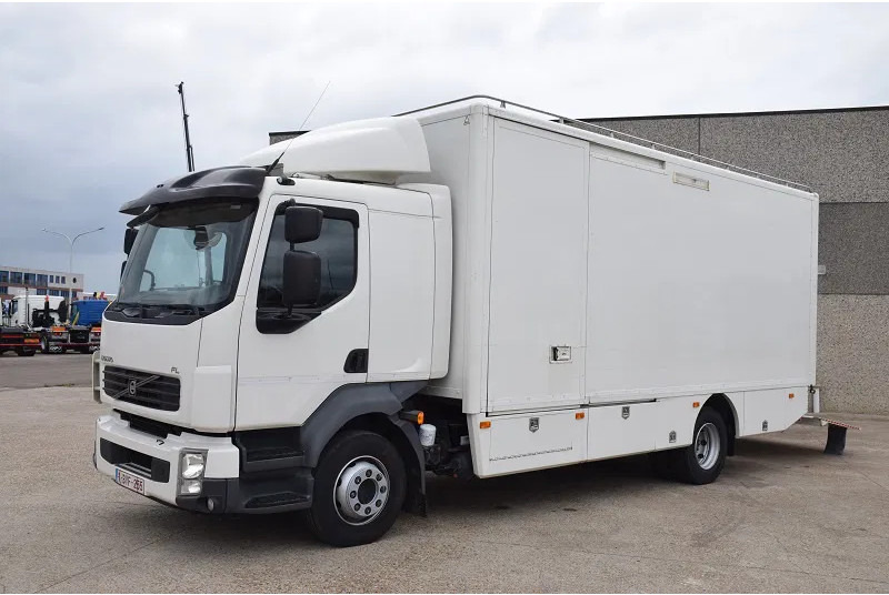 Volvo FL 240 - Box truck: picture 1 Volvo FL 240 - Box truck: picture 1