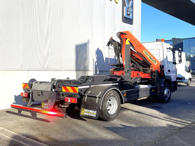 Mercedes-Benz Atego 1621 *Palfinger kraan*Containersysteem*luchtvering achteras*bluetooth - Hook lift truck, Crane truck: picture 2 Mercedes-Benz Atego 1621 *Palfinger kraan*Containersysteem*luchtvering achteras*bluetooth - Hook lift truck, Crane truck: picture 2