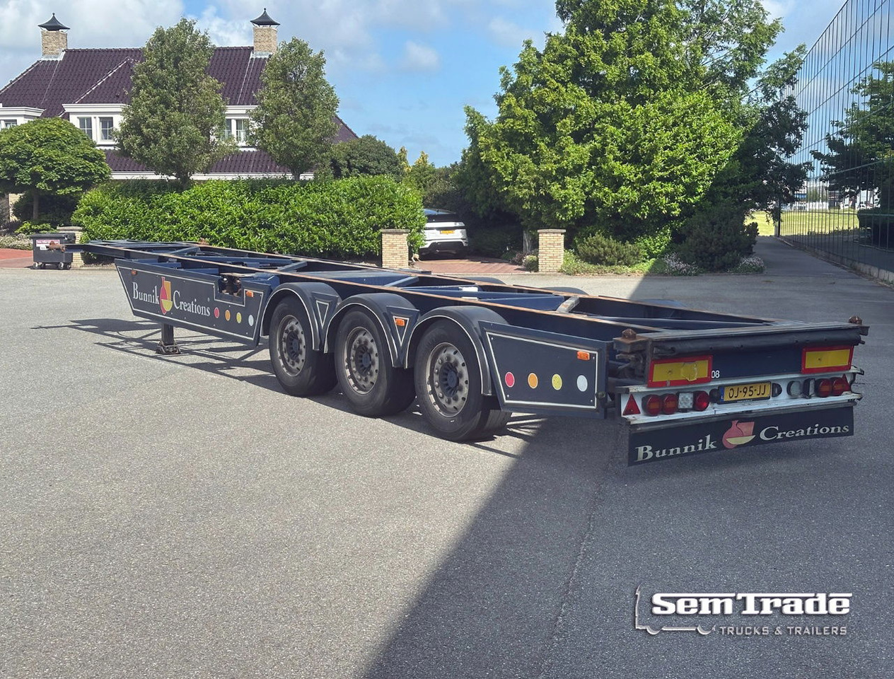 Burg BPO 13-27 Ccxlx 40" Galvanised Super Chassis SAF Axles Disc Brakes 2x Lift Axles 3 Pieces IN Stock Super Condition - Container transporter/ Swap body semi-trailer: picture 2 Burg BPO 13-27 Ccxlx 40" Galvanised Super Chassis SAF Axles Disc Brakes 2x Lift Axles 3 Pieces IN Stock Super Condition - Container transporter/ Swap body semi-trailer: picture 2