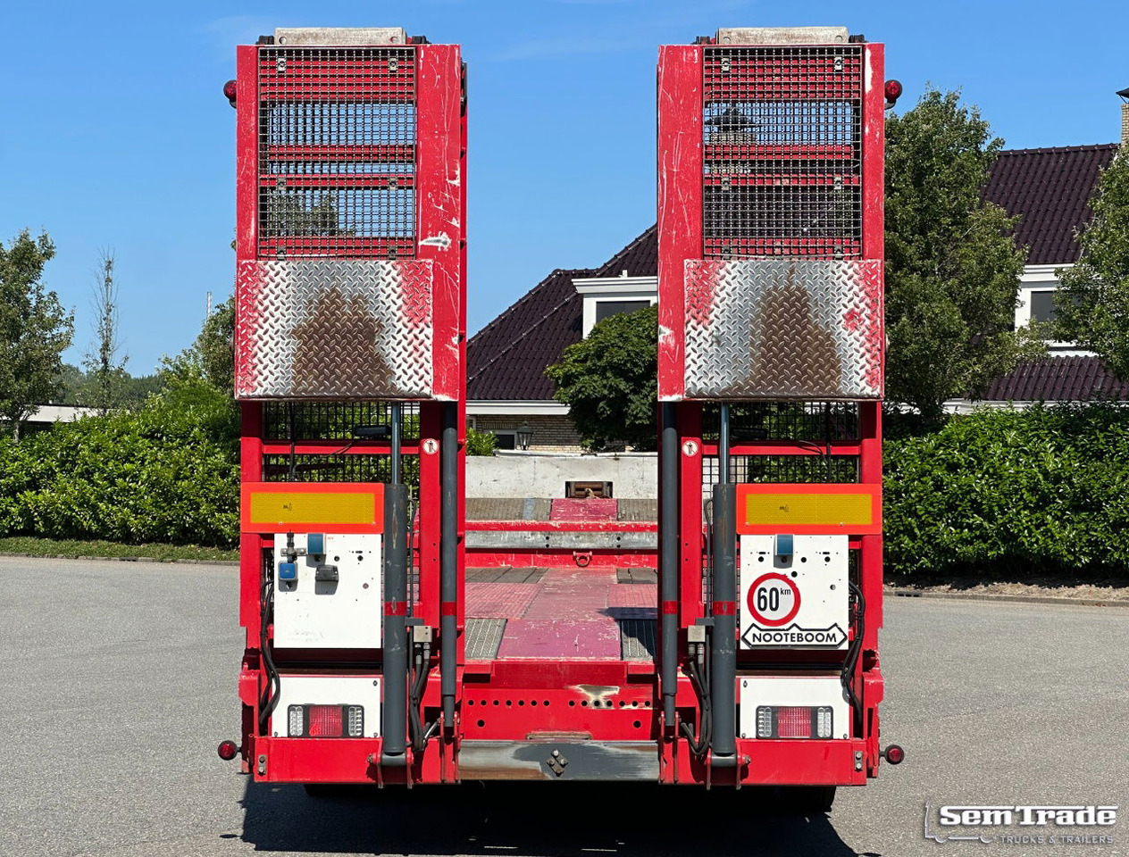 Nooteboom OSD-48-003 Semi 3 Axles Hydraulic Ramps Hinge TOP Condition - Low loader semi-trailer: picture 4 Nooteboom OSD-48-003 Semi 3 Axles Hydraulic Ramps Hinge TOP Condition - Low loader semi-trailer: picture 4