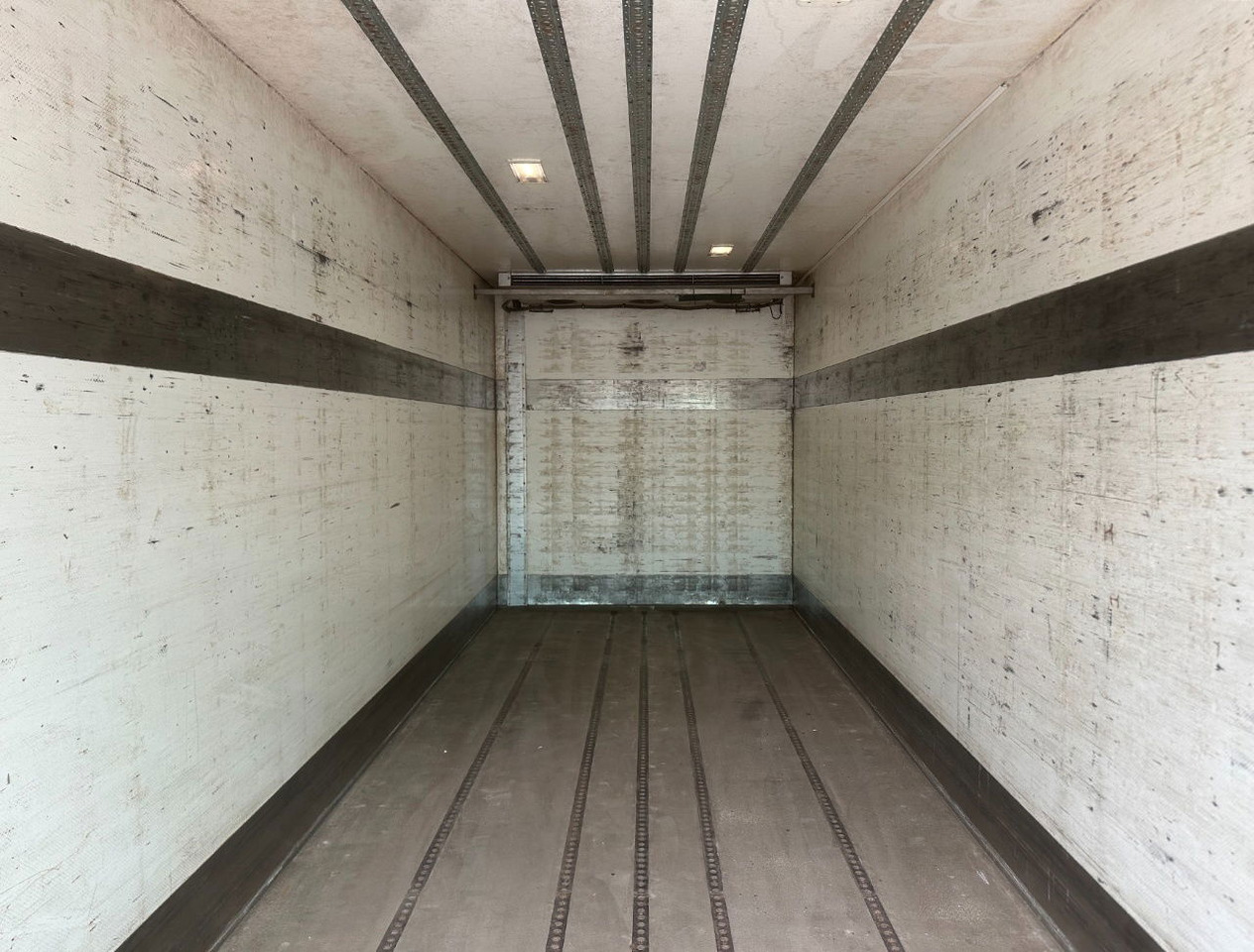 Refrigerator truck Scania R450 Retarder TRS Cooling Heiwo Isolated Boxes Tail Lift NL-Combi: picture 13
