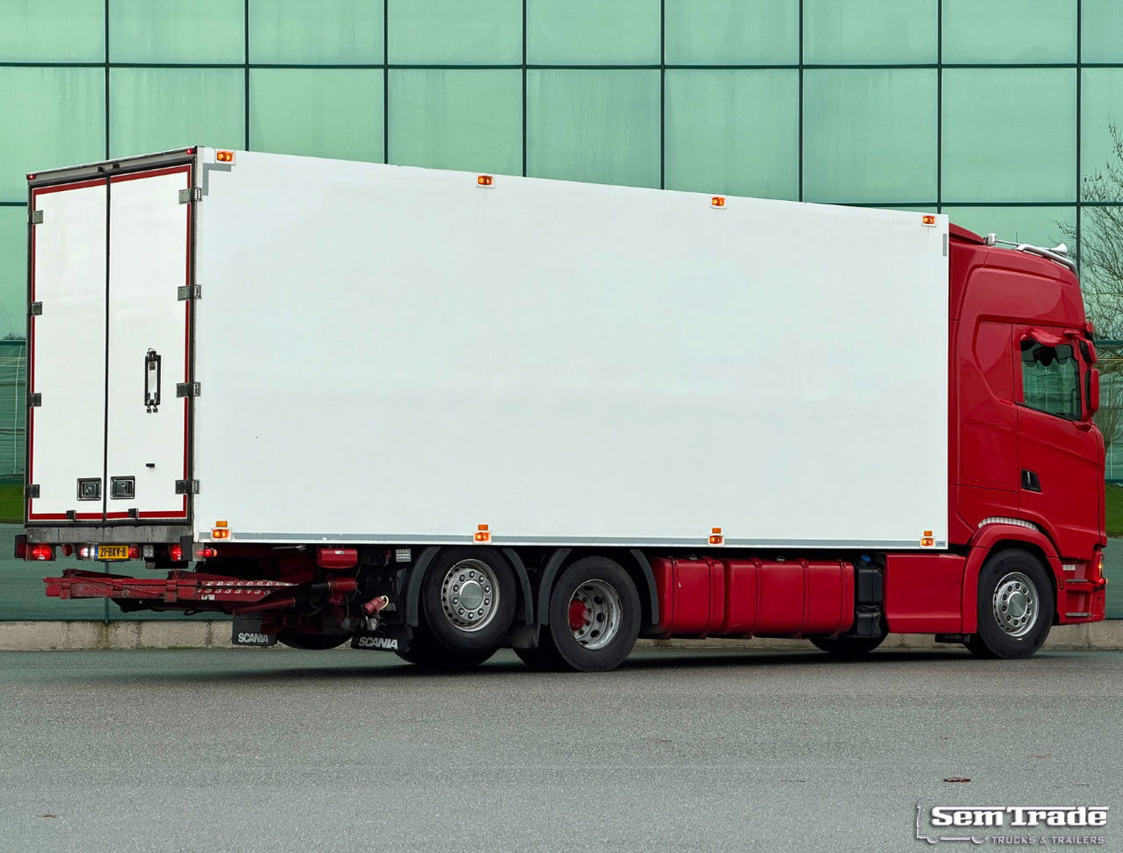 Scania S520 V8 NGS King Full AIR Retarder Luchtenberg BOX TRS Cooling Tail Lift Holland-Truck - Refrigerator truck: picture 4 Scania S520 V8 NGS King Full AIR Retarder Luchtenberg BOX TRS Cooling Tail Lift Holland-Truck - Refrigerator truck: picture 4