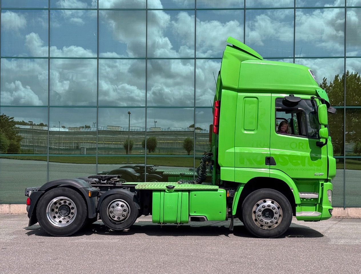 DAF CF 450 FTP Space CAB Only 447.500 KM 2x Tanks TOP Condition Belgium Truck - Tractor unit: picture 5 DAF CF 450 FTP Space CAB Only 447.500 KM 2x Tanks TOP Condition Belgium Truck - Tractor unit: picture 5