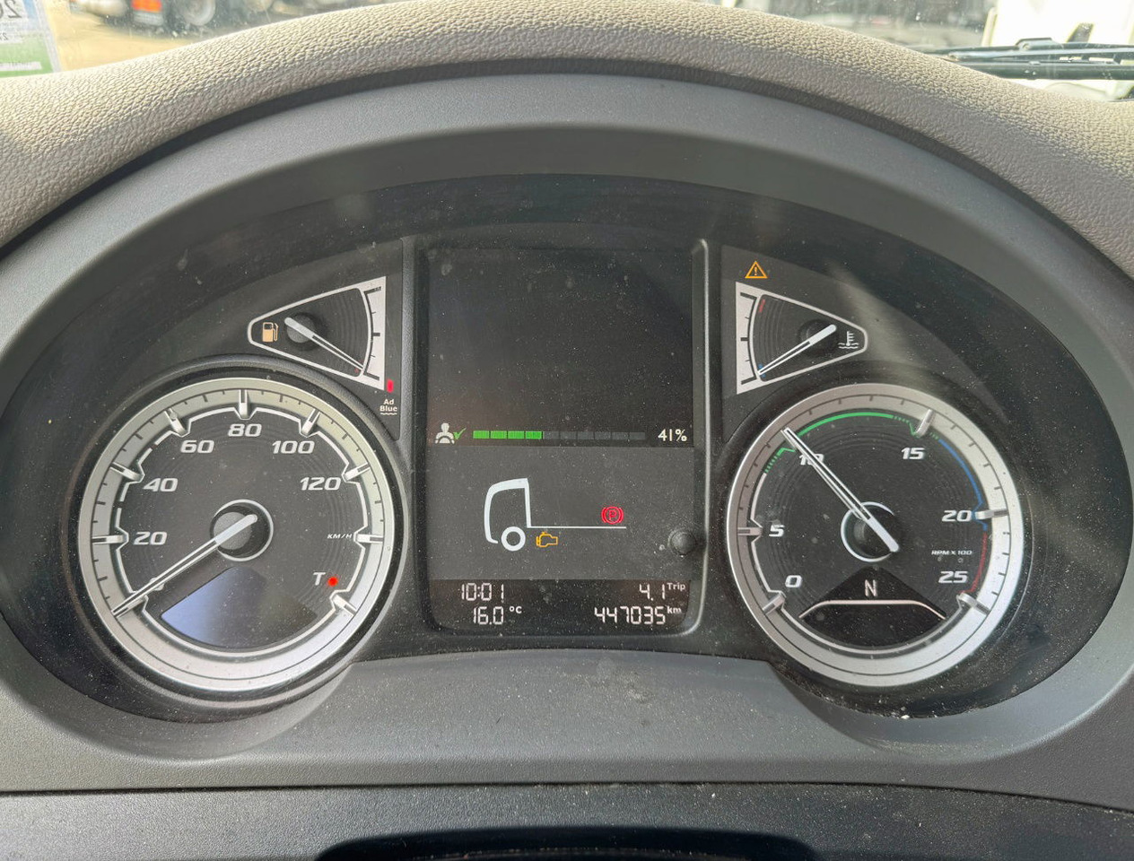 Tractor unit DAF CF 450 FTP Space CAB Only 447.500 KM 2x Tanks TOP Condition Belgium Truck: picture 12