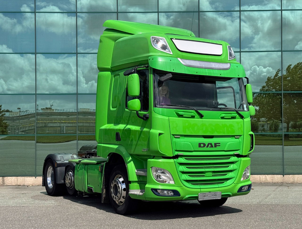 Tractor unit DAF CF 450 FTP Space CAB Only 447.500 KM 2x Tanks TOP Condition Belgium Truck: picture 6