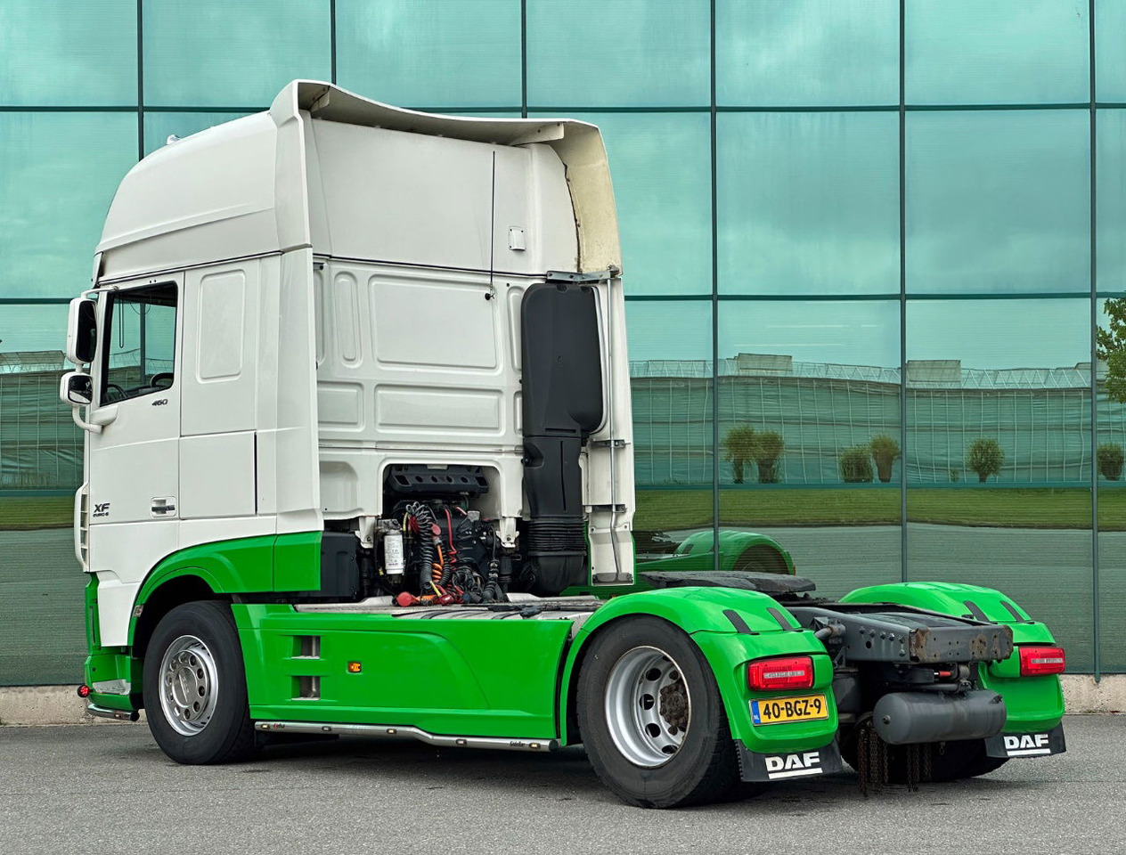 DAF XF 460 FT SSC 684.000 KM TRS Genset NEW Tacho Full Options TOP Condition NL - Tractor unit: picture 3 DAF XF 460 FT SSC 684.000 KM TRS Genset NEW Tacho Full Options TOP Condition NL - Tractor unit: picture 3