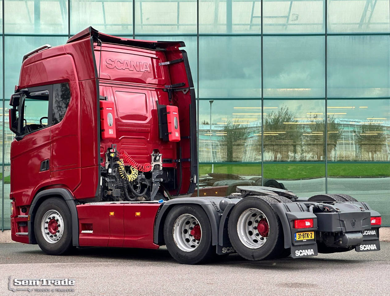 Scania S500 Boogie Full AIR Retarder 2X Tanks Only 356.000 KM Holland-Truck - Tractor unit: picture 3 Scania S500 Boogie Full AIR Retarder 2X Tanks Only 356.000 KM Holland-Truck - Tractor unit: picture 3