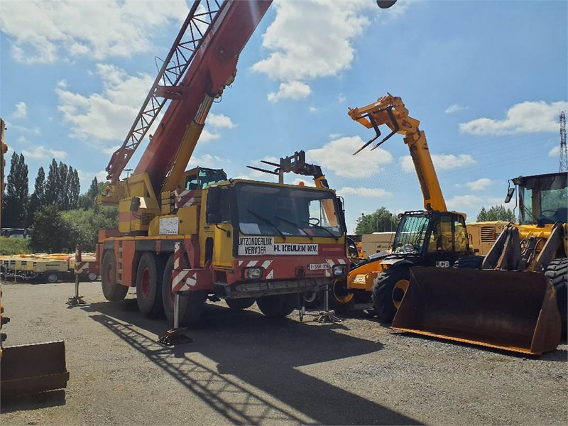 Liebherr LTM 1050 / 1 - All terrain crane: picture 1 Liebherr LTM 1050 / 1 - All terrain crane: picture 1