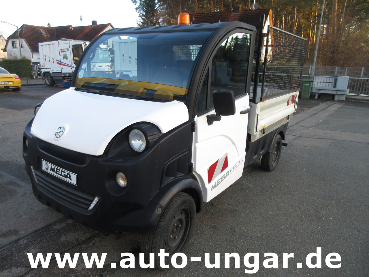 Aixam Mega e -Truck Elektro Kipper Elektrofahrzeug li ion Akku 45km/h defekt - Electric utility vehicle: picture 1 Aixam Mega e -Truck Elektro Kipper Elektrofahrzeug li ion Akku 45km/h defekt - Electric utility vehicle: picture 1