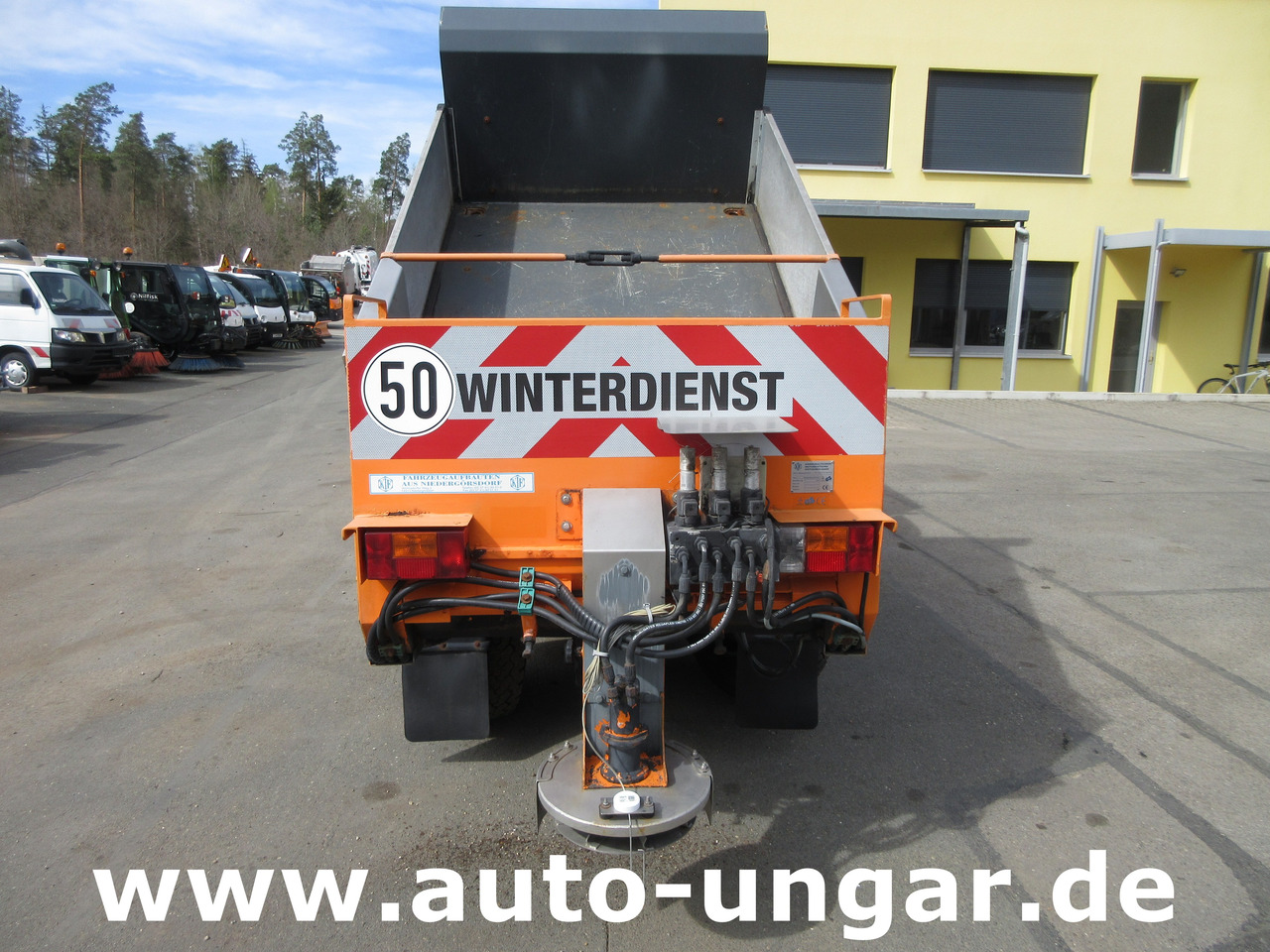 Holder Rasco Muvo 4x4x4 Winterdienst Schneepflug Streuer Multicar Kipper - Snow removal vehicle: picture 5 Holder Rasco Muvo 4x4x4 Winterdienst Schneepflug Streuer Multicar Kipper - Snow removal vehicle: picture 5