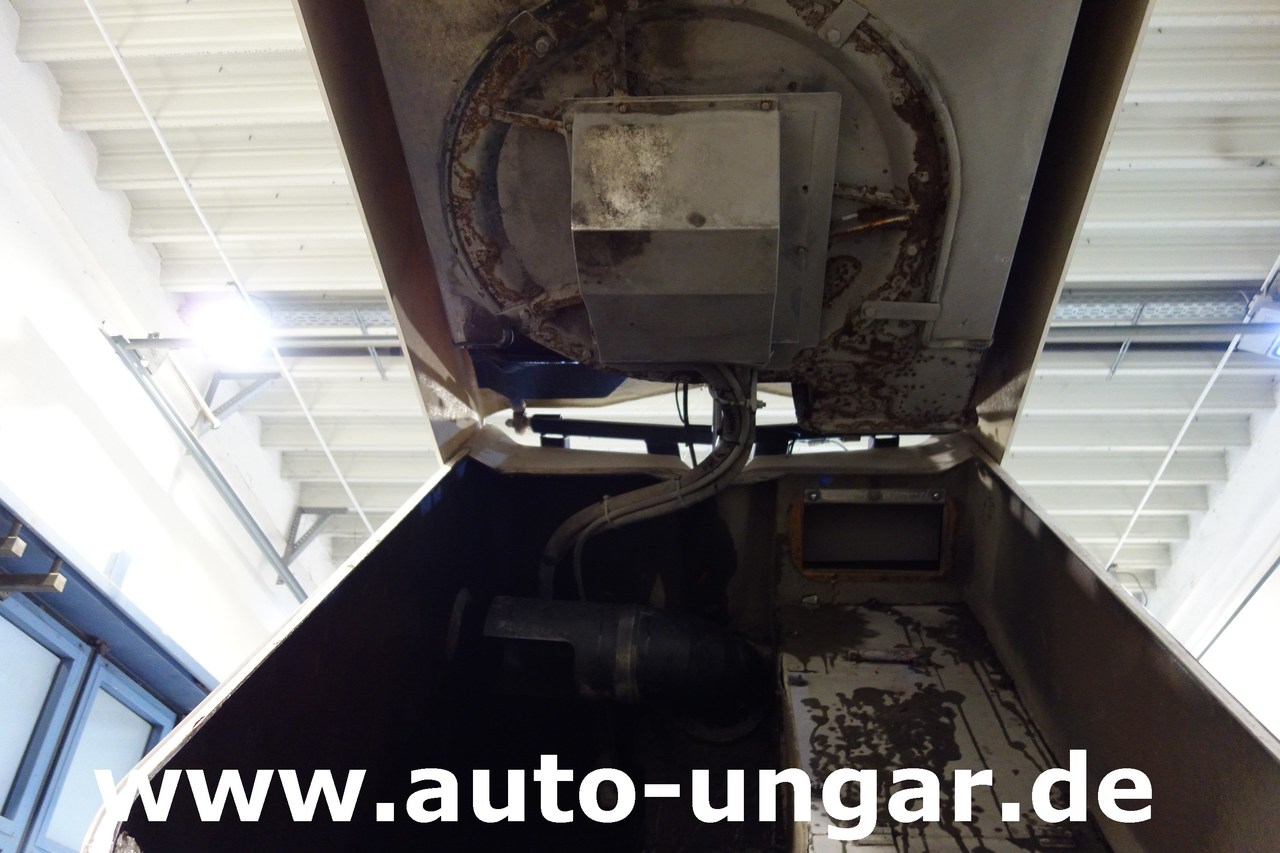 Vacuum truck MATHIEU Yno Azura 2 Aquazura Scrubber Scheuersaugmaschine Allradlenkung: picture 17