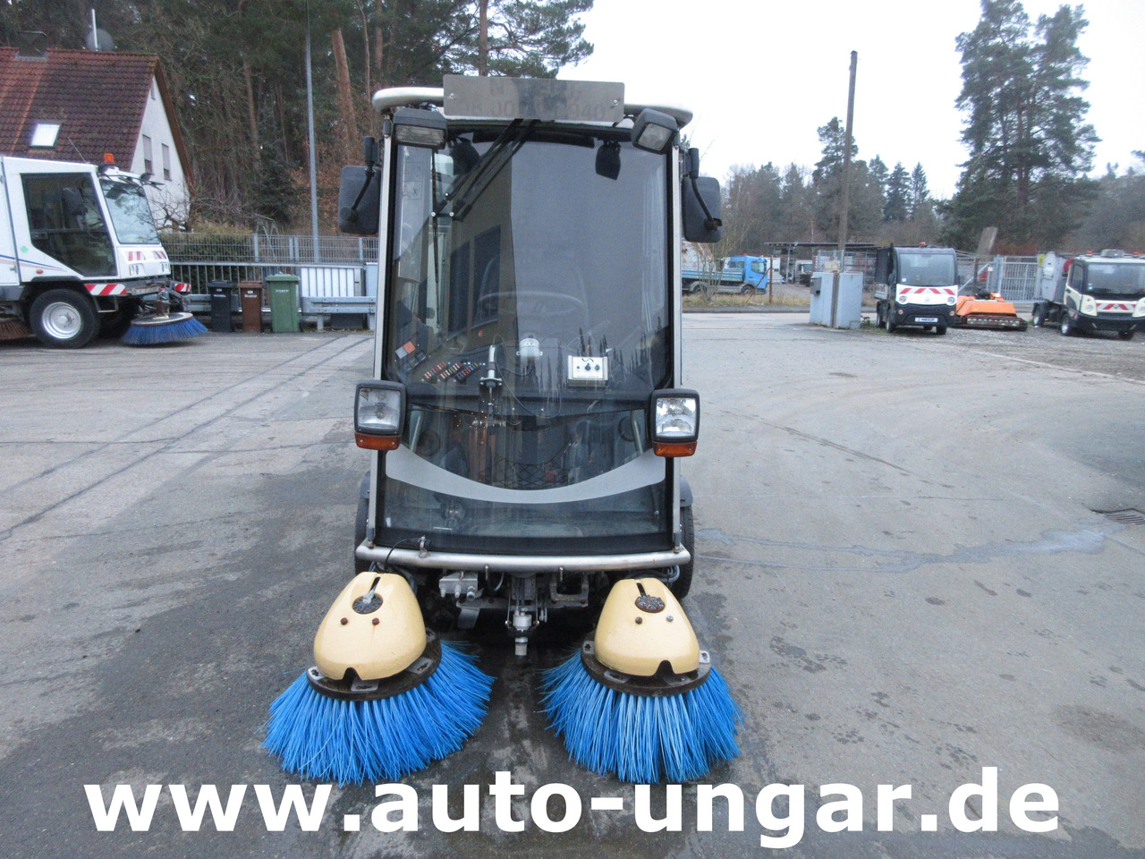 TENNANT Applied 636 HS Green Machine 4x4 Kehrmaschine - Road sweeper: picture 2 TENNANT Applied 636 HS Green Machine 4x4 Kehrmaschine - Road sweeper: picture 2