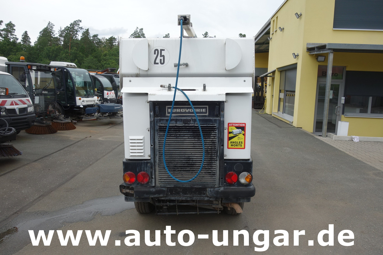 Bucher CityCat CC 2020 Bj. 2011 Schwemmfahrzeug Streetwasher Laveuse CityLav - Utility/ Special vehicle: picture 5 Bucher CityCat CC 2020 Bj. 2011 Schwemmfahrzeug Streetwasher Laveuse CityLav - Utility/ Special vehicle: picture 5