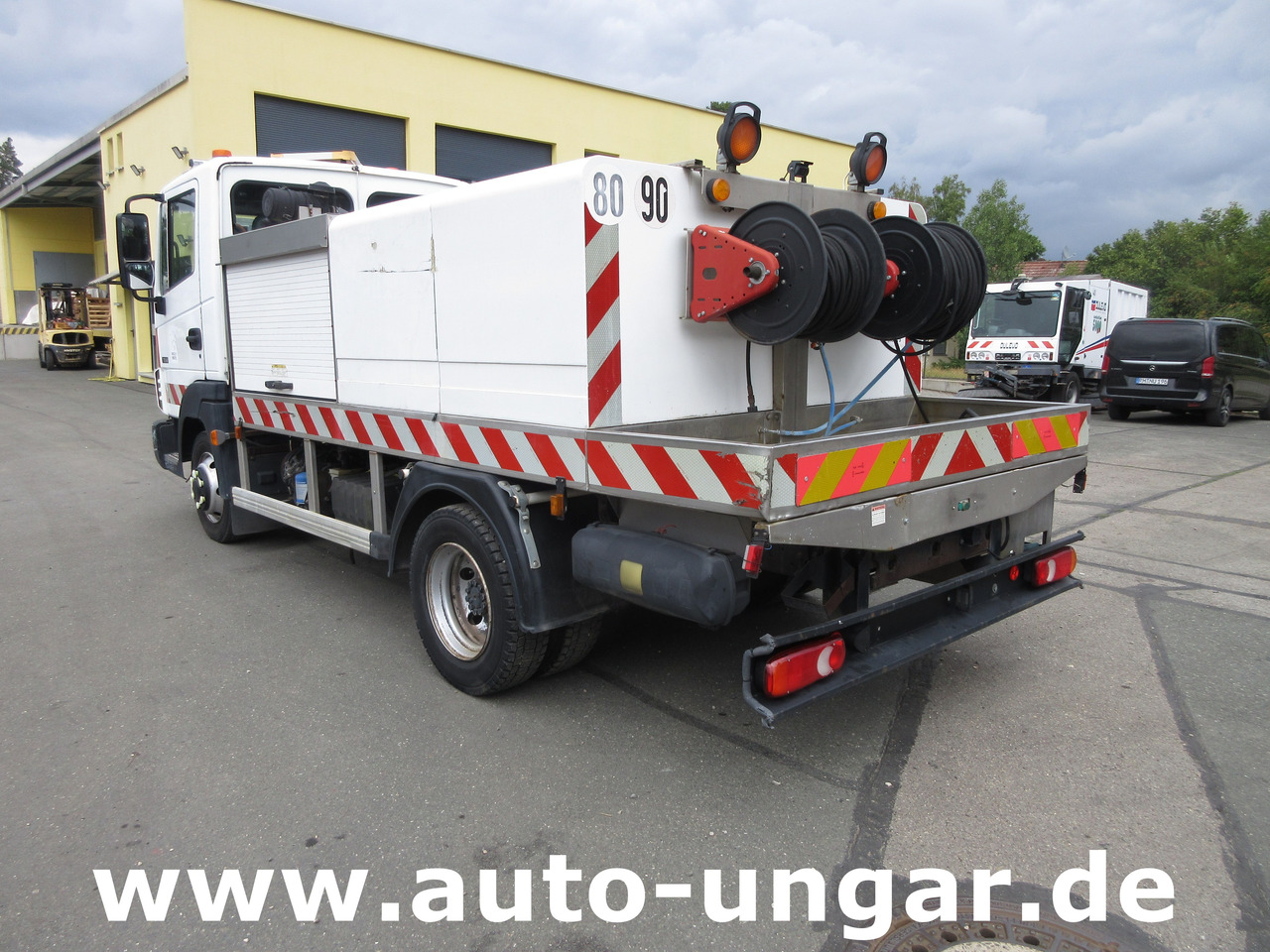 NISSAN Atleon 70.14 mit Hochdruckreiniger Wasserwagen Waschwagen Kärcher High Pressure - Utility/ Special vehicle: picture 5 NISSAN Atleon 70.14 mit Hochdruckreiniger Wasserwagen Waschwagen Kärcher High Pressure - Utility/ Special vehicle: picture 5