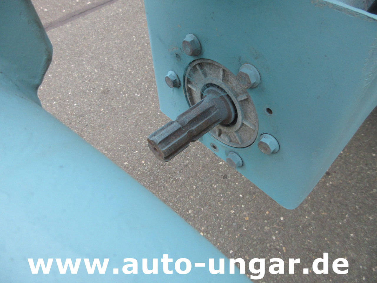 Pistenbully BeachTech STR 2000 BeachCleaner Strandreiniger чистач на плажа - Utility/ Special vehicle: picture 5 Pistenbully BeachTech STR 2000 BeachCleaner Strandreiniger чистач на плажа - Utility/ Special vehicle: picture 5