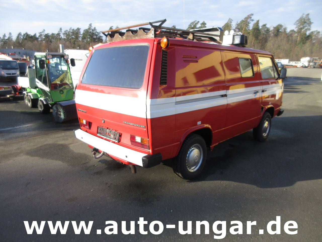VOLKSWAGEN VW T3 Transporter Turbodiesel Feuerwehr ELF 1 aus 1985 - Fire truck: picture 5 VOLKSWAGEN VW T3 Transporter Turbodiesel Feuerwehr ELF 1 aus 1985 - Fire truck: picture 5